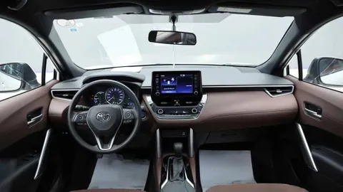 Discover undefined undefined Exterior Interior Images.Find all aspects and details of cars.
