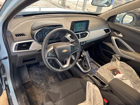 Discover undefined undefined Exterior Interior Images.Find all aspects and details of cars.
