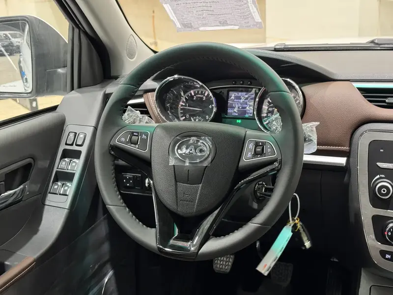 JAC T8 2025