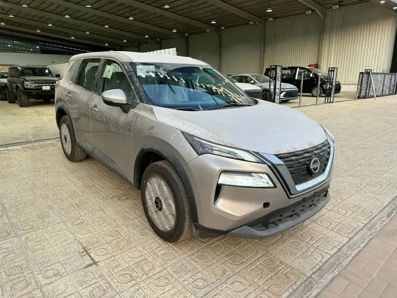 Discover undefined undefined Exterior Interior Images.Find all aspects and details of cars.