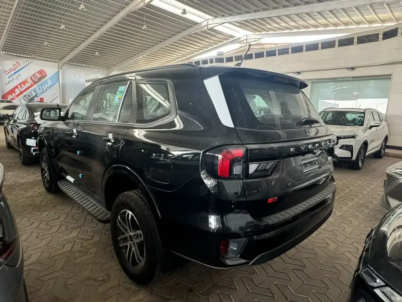 Ford EVEREST 2024