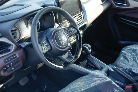 Discover undefined undefined Exterior Interior Images.Find all aspects and details of cars.