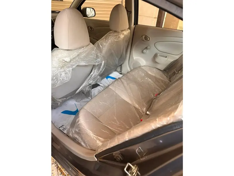 Nissan Sunny 2018