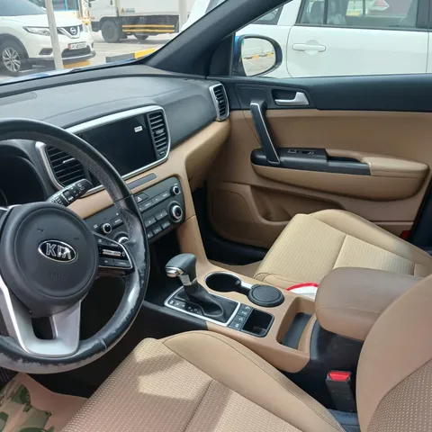 Kia Sportage 2.0L MPI EX (AWD) 2021