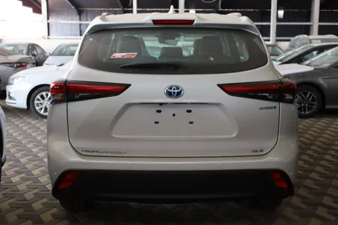 Discover undefined undefined Exterior Interior Images.Find all aspects and details of cars.