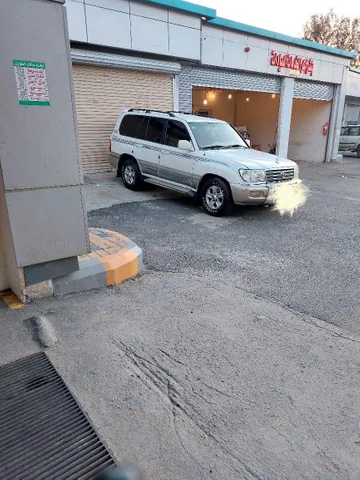Toyota Land Cruiser 2004