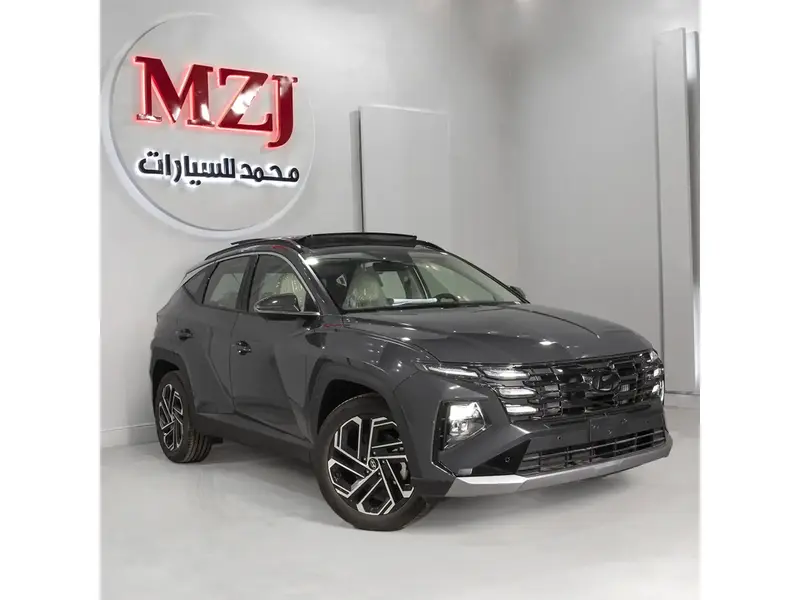 Discover undefined undefined Exterior Interior Images.Find all aspects and details of cars.