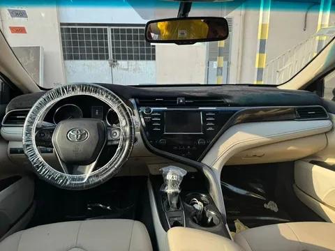 Discover undefined undefined Exterior Interior Images.Find all aspects and details of cars.