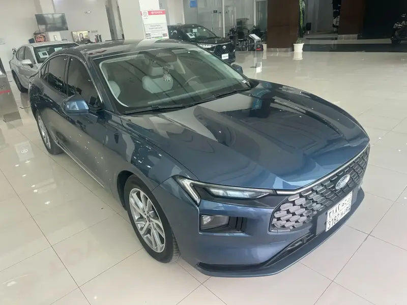 Discover undefined undefined Exterior Interior Images.Find all aspects and details of cars.