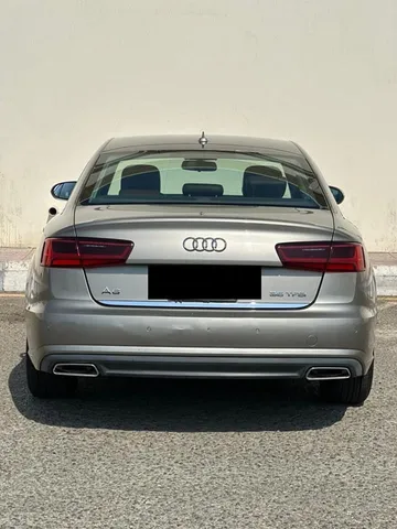 Discover undefined undefined Exterior Interior Images.Find all aspects and details of cars.