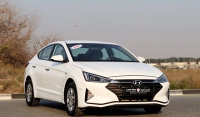 hyundai hyundai-elantra image Hyundai Elantra GL 1.6L Hyundai Elantra 1.6L 2020 GCC accident-free in excellent condition 812 P.M