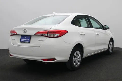 Discover undefined undefined Exterior Interior Images.Find all aspects and details of cars.