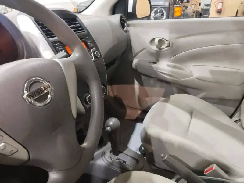 Nissan Sunny 2016