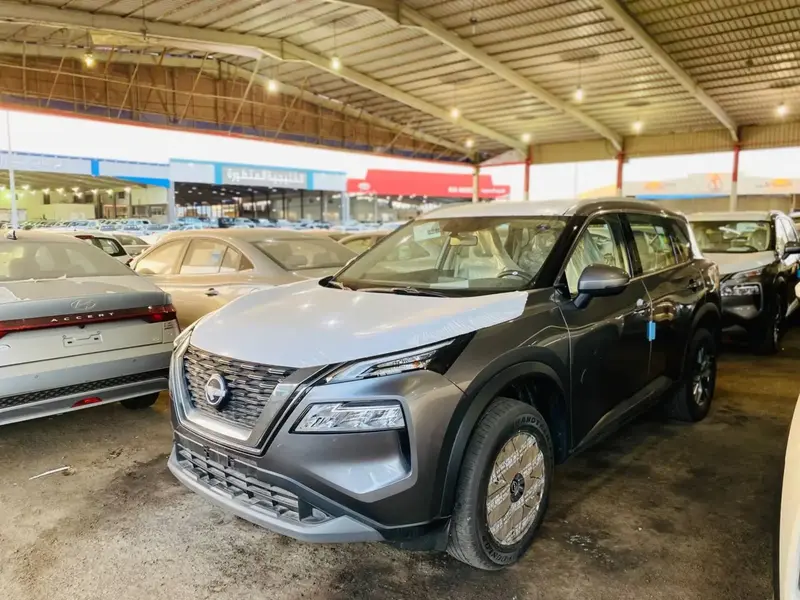 Nissan X-Trail 2025