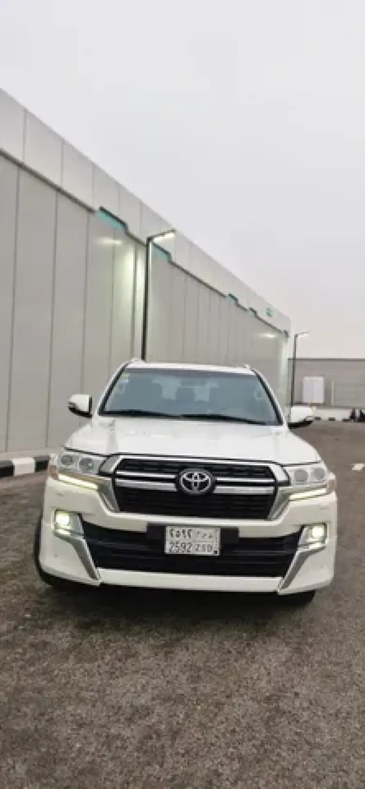 toyota toyota-land-cruiser image Toyota Land Cruiser 2018