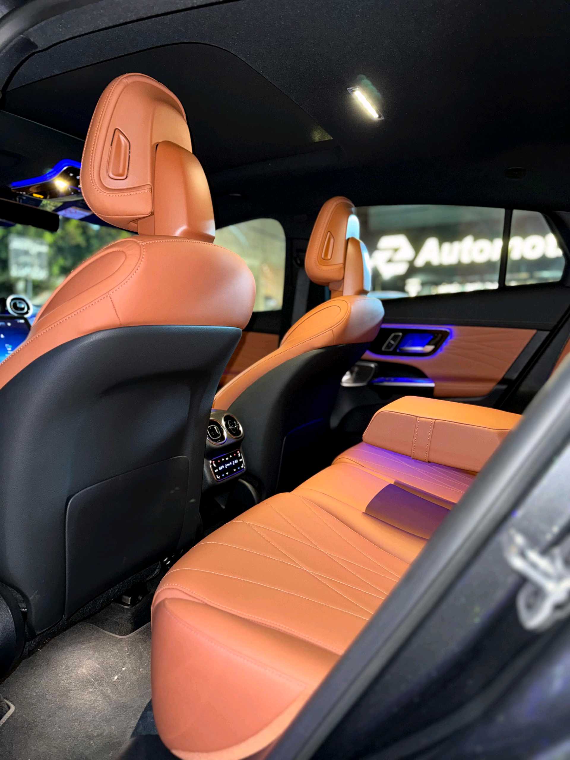 Mercedes Benz GLC Class 2024