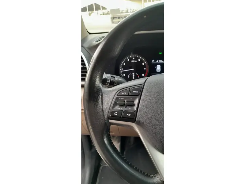 Discover undefined undefined Exterior Interior Images.Find all aspects and details of cars.