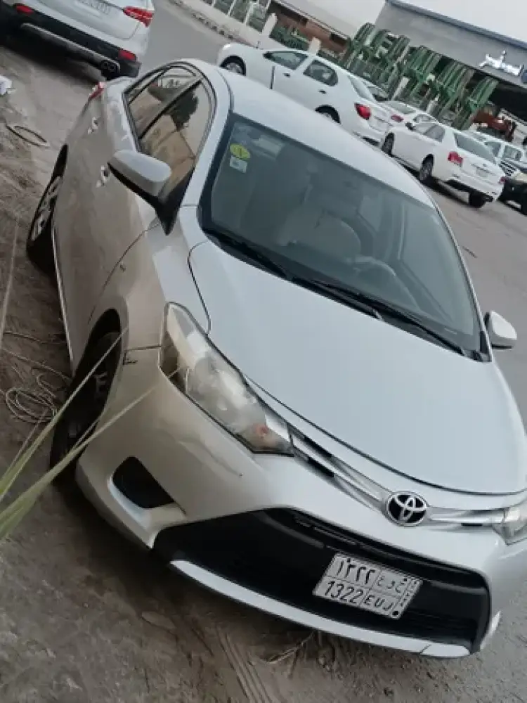 toyota toyota-yaris image Toyota Yaris 2016