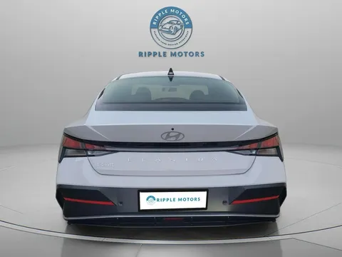 Discover undefined undefined Exterior Interior Images.Find all aspects and details of cars.