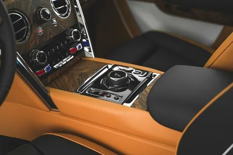 New Rolls Royce Cullinan 6.75L Twin-Turbo 563 HP 2025