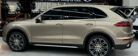 Discover undefined undefined Exterior Interior Images.Find all aspects and details of cars.