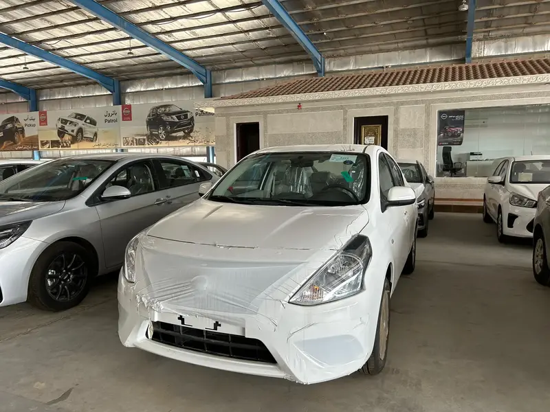 Nissan Sunny 2024