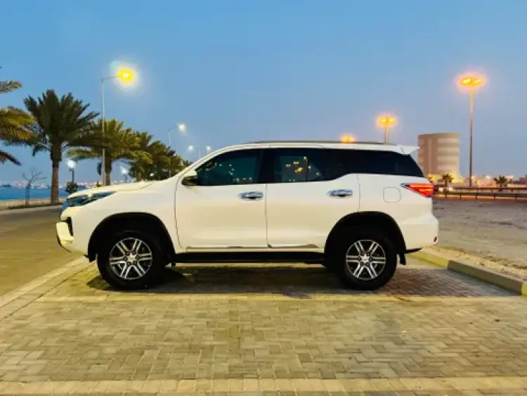 toyota toyota-fortuner image Toyota Fortuner 2.7L (4X4) 2021
