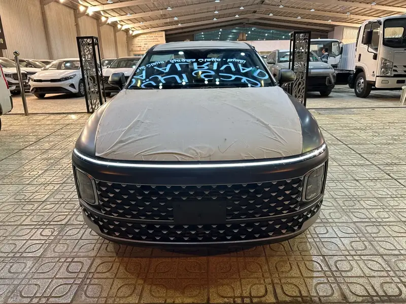 Discover undefined undefined Exterior Interior Images.Find all aspects and details of cars.