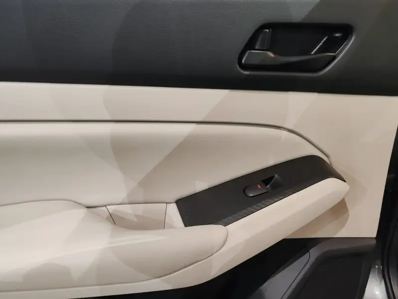 Nissan Altima 2024