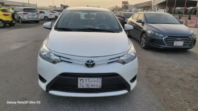 toyota toyota-yaris image Toyota Yaris 2016