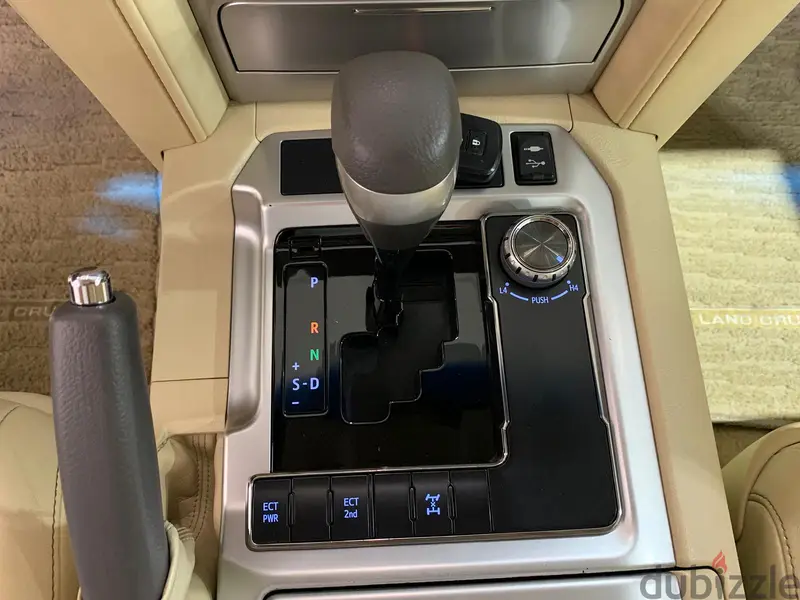 تويوتا لاند كروزر 2016