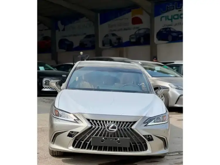 lexus lexus-es image Lexus ES 2025