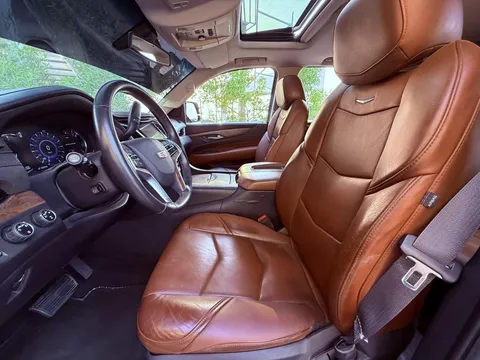 Cadillac Escalade 6.2L Platinum 2016