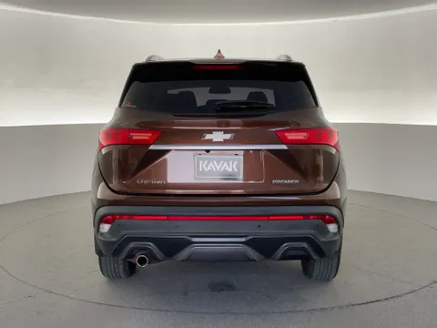 Discover undefined undefined Exterior Interior Images.Find all aspects and details of cars.