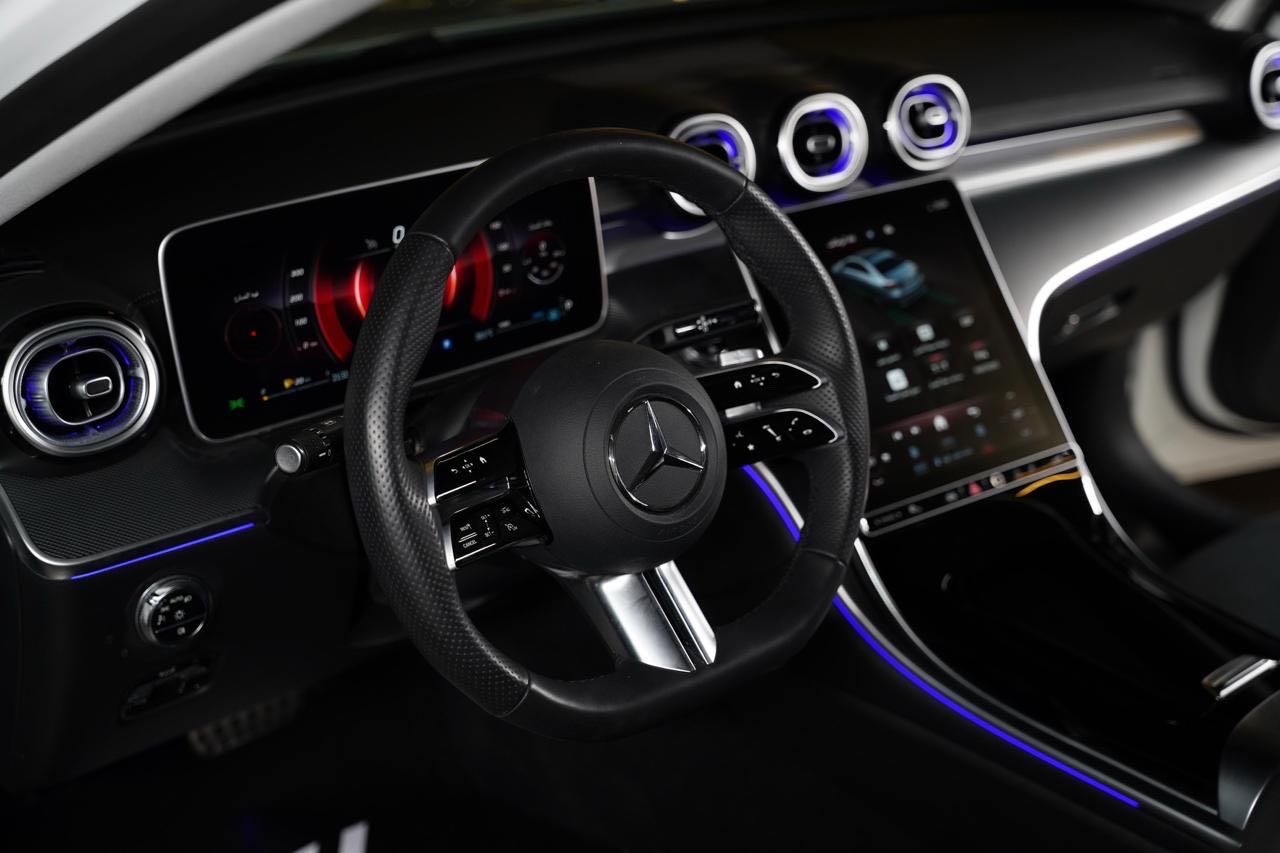 Mercedes Benz C Class 2024