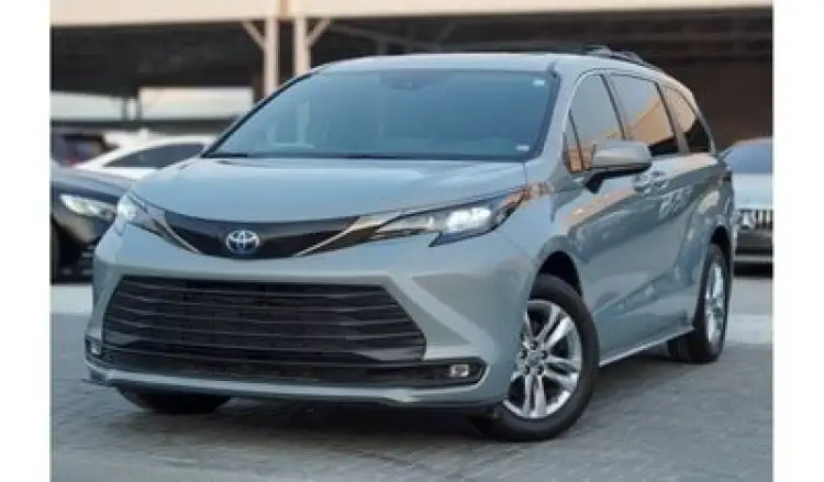toyota sienna image Toyota Sienna