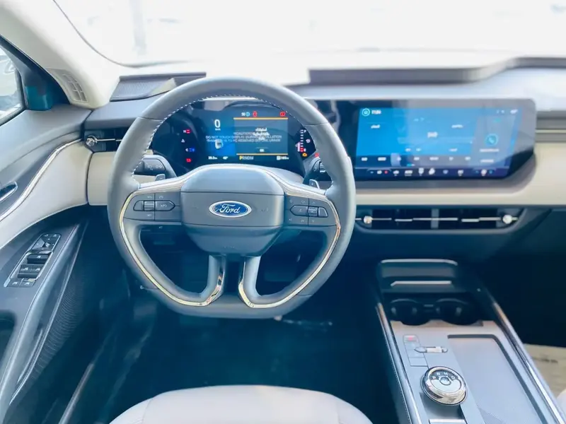 Ford Taurus 2025