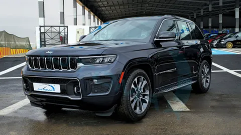 New Jeep Grand Cherokee 3.6L Overland 2024