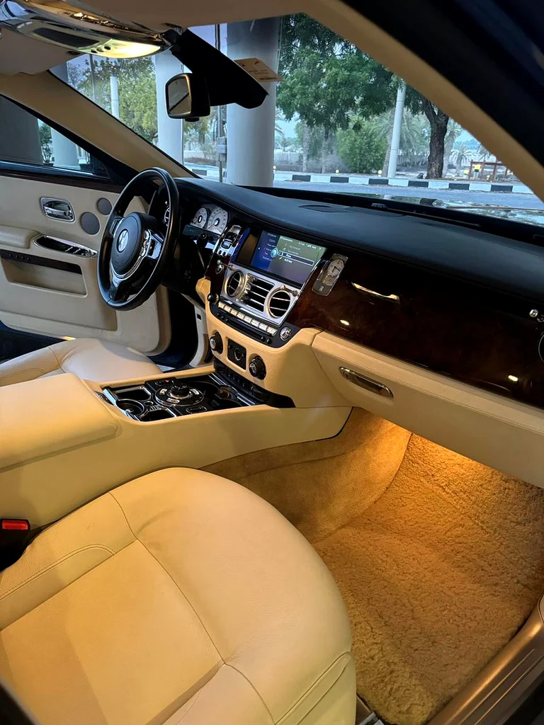 Rolls-Royce Ghost 2011