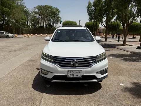 Discover undefined undefined Exterior Interior Images.Find all aspects and details of cars.