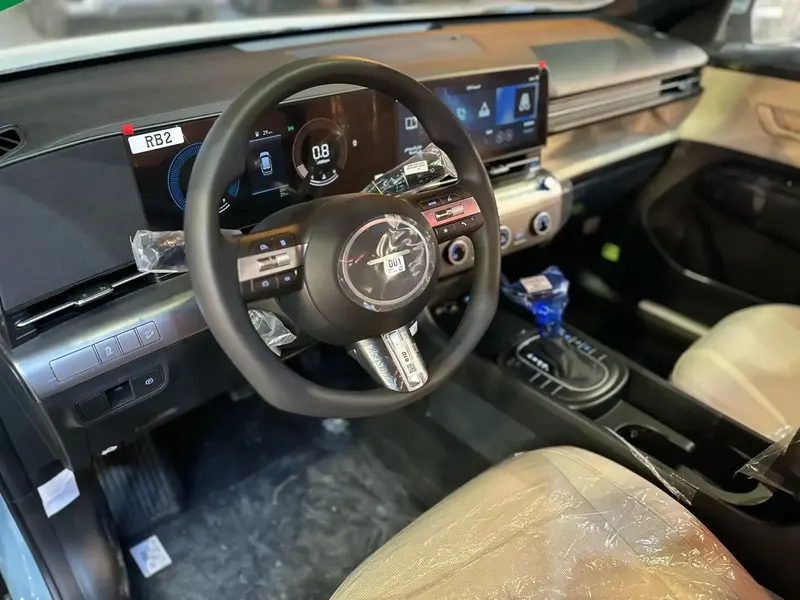Discover undefined undefined Exterior Interior Images.Find all aspects and details of cars.