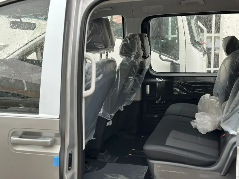 Hyundai Staria 2025