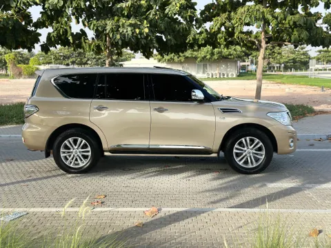 Nissan Patrol 5.6L LE Platinum 2012