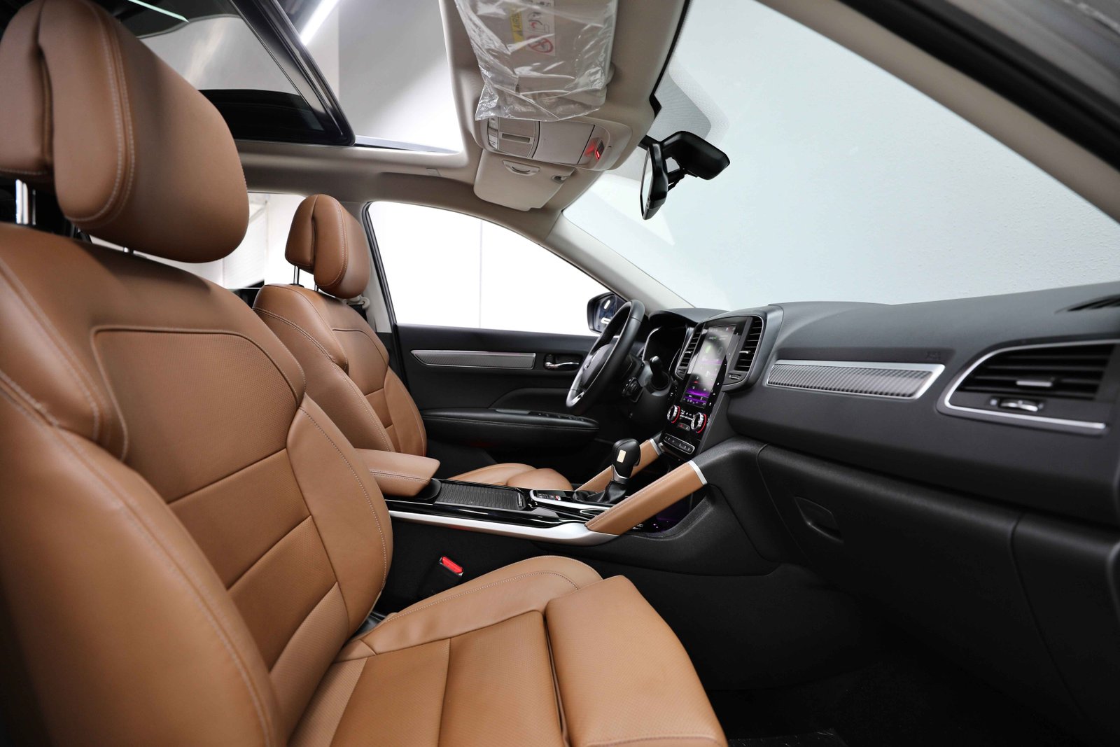 GCC | Koleos | 1,300 AED Monthly | Free Insurance + Registration