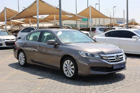 Honda Accord 2.4L LX + Sunroof + Aluminum Wheels 2015