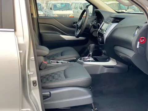 New Nissan Navara 2025