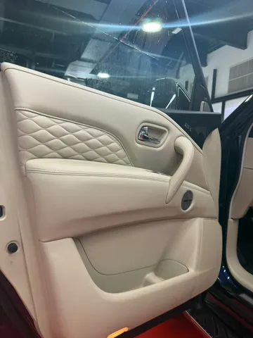 Infiniti QX80 5.6L Luxury 2023