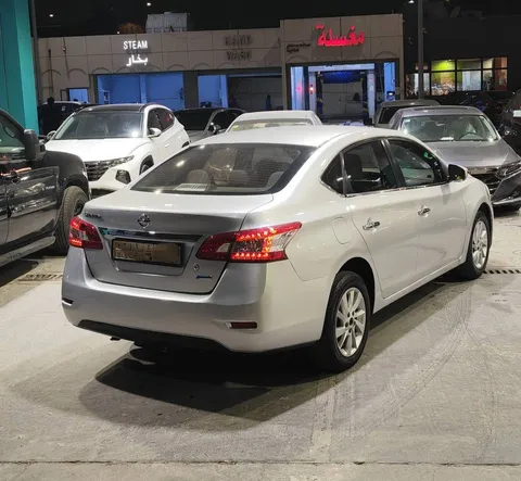 Discover undefined undefined Exterior Interior Images.Find all aspects and details of cars.