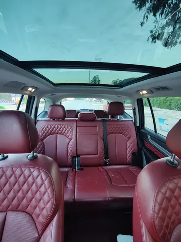 Discover undefined undefined Exterior Interior Images.Find all aspects and details of cars.