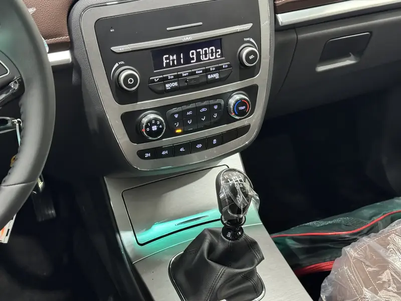 JAC T8 2025